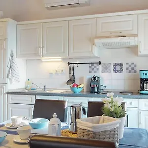 Lora Deluxe Superior 5 Star Apartment, Your Piece Of Heaven By The Sea & Park With Sea & Park View Apartament Novigrad (Istria)