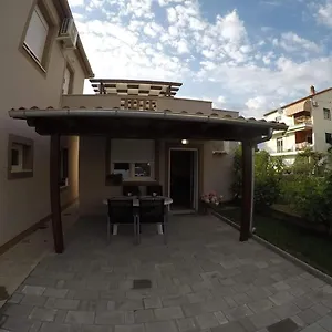 Nenci 1 Bibinje